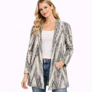 Women's Frank Lyman Long Fuzzy Cardigan Size 6 White Gray Black